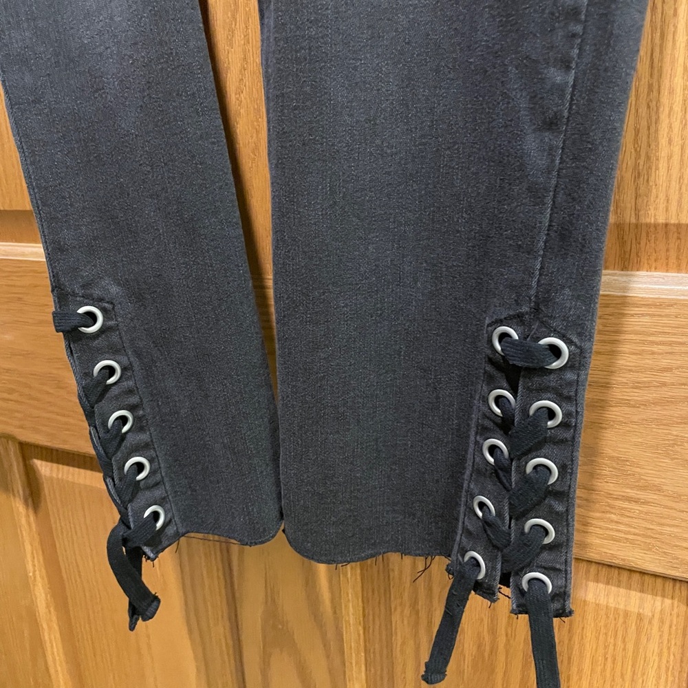 Silver Jeans Mazy Slim 33 with grommet and lace up at ankles - Picture 3 of 9